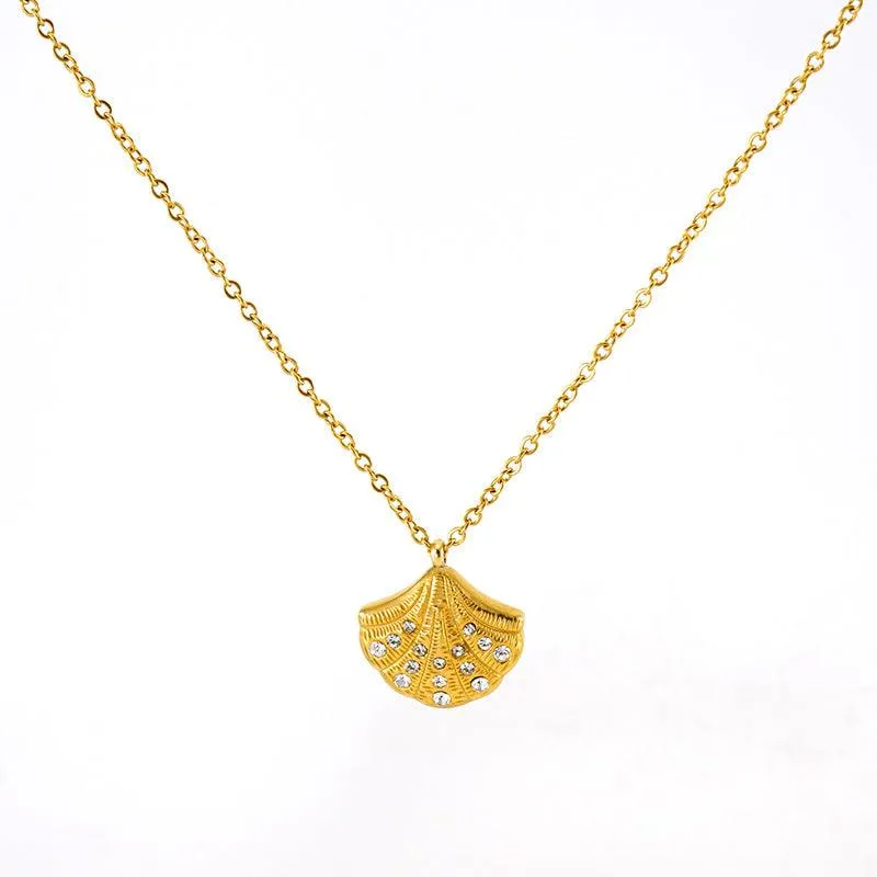 Gold Shell Pendant Necklace with Crystals – Trendy Jewellery