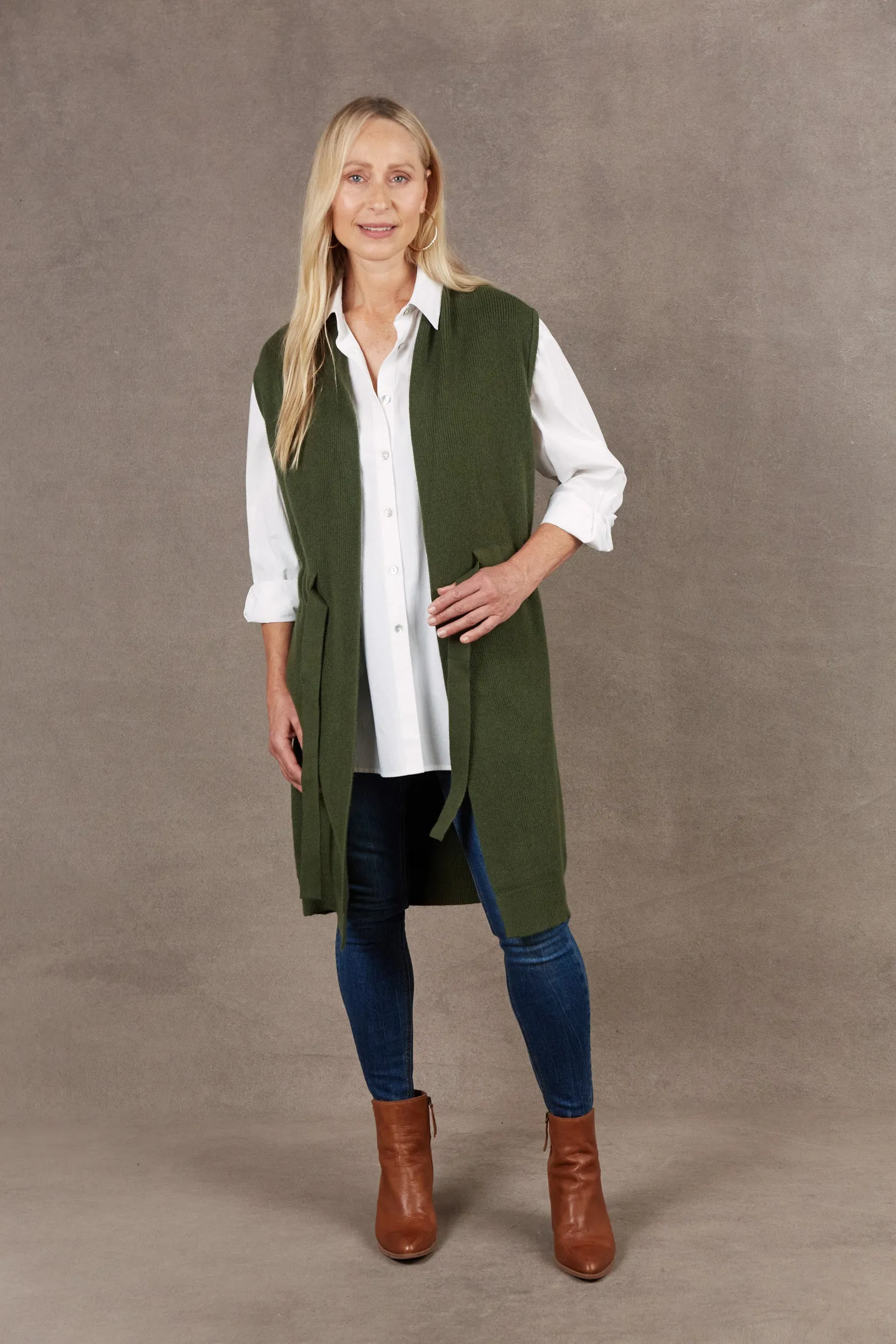 Nawi Vest - Olive