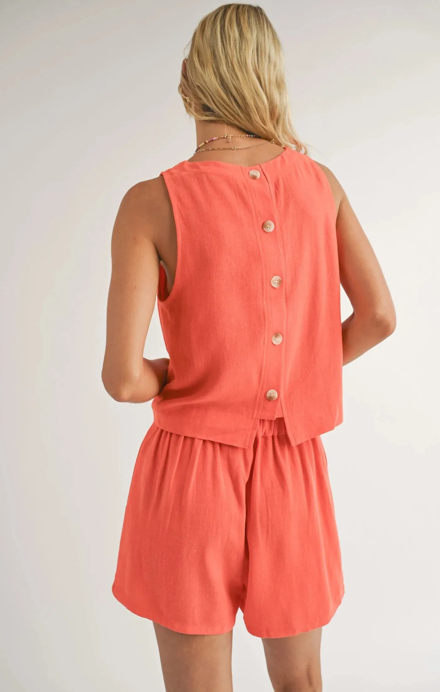 Sadie & Sage Shoreline Linen Tank w/ Button Back Detail