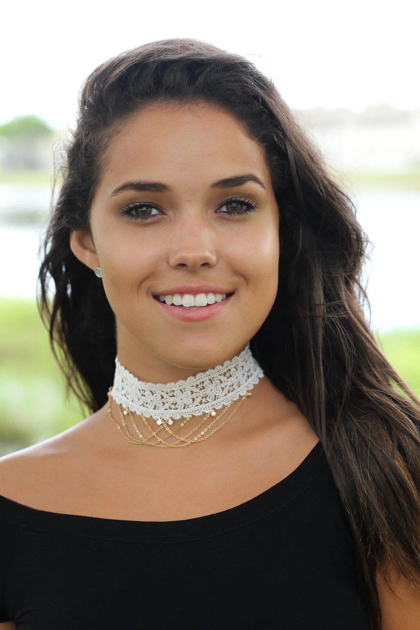 White Lace Choker with Gold Chain